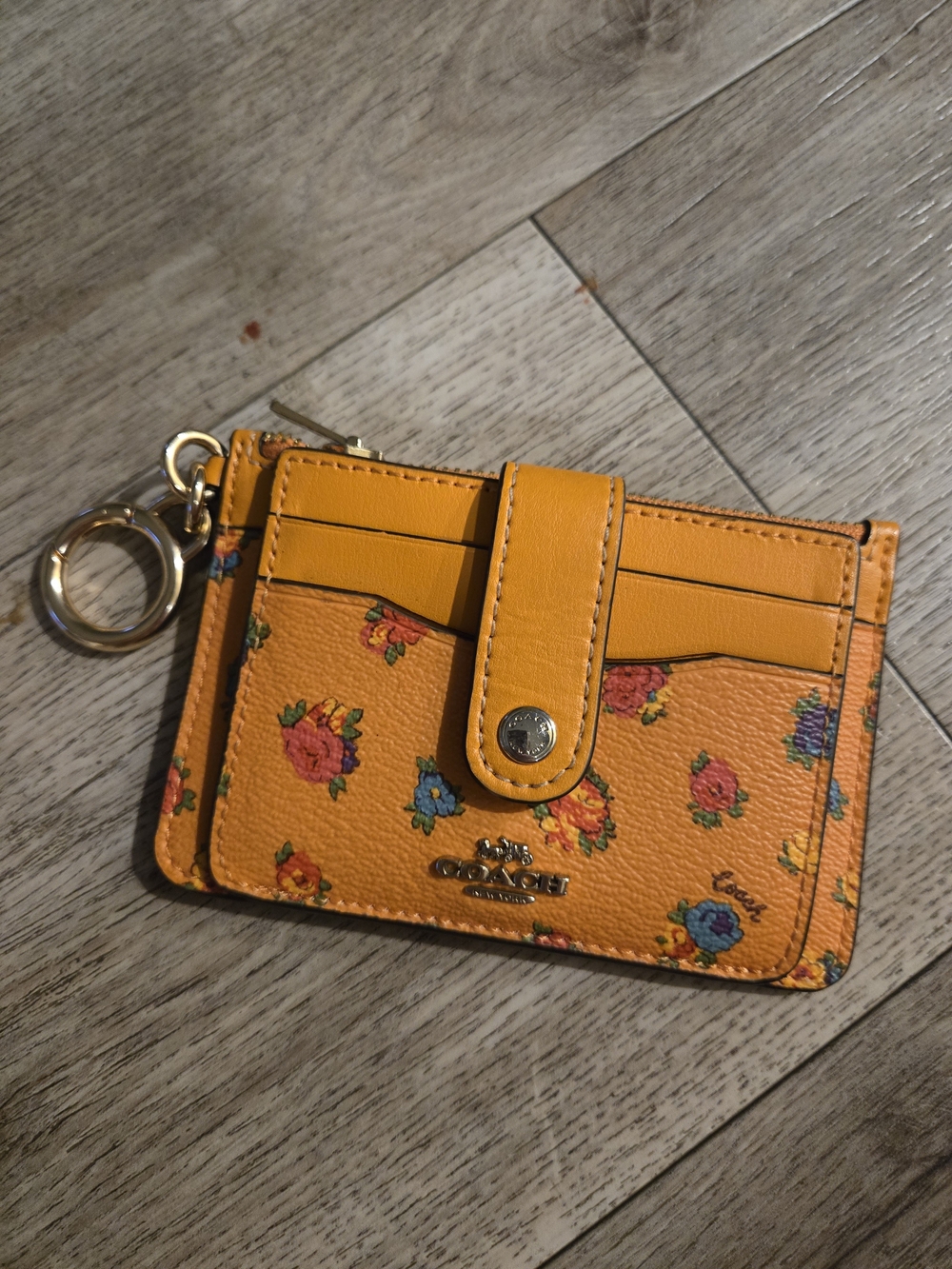 Coach Floral Leather Attachment Card Case